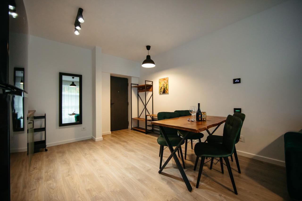 Mountain Retreat Apartman Sinaia Kültér fotó