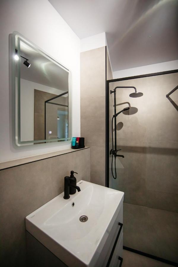 Mountain Retreat Apartman Sinaia Kültér fotó